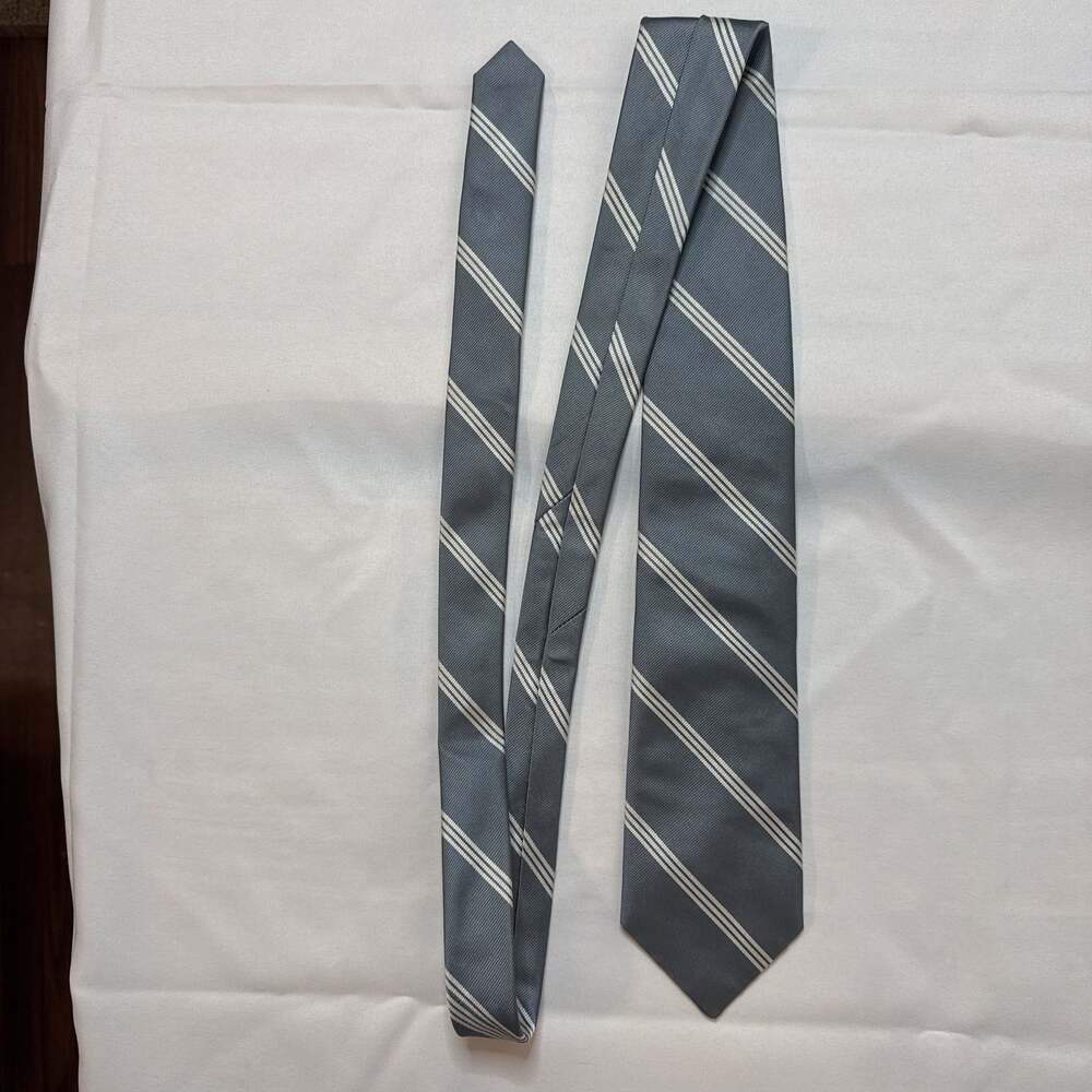 Aquascutum Tie Gray White Stripe Logo 100% Silk Necktie